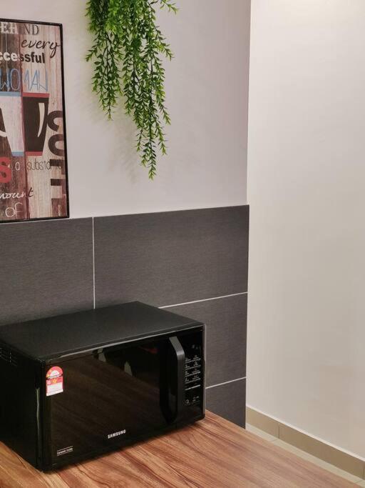 A1403 Jb City Sks Habitat Larkin 2Br 6Pax 100Mbps Netflix!! By Stay Johor Bahru Exterior photo